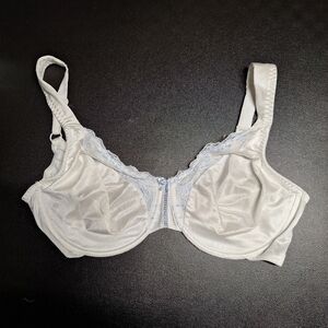 Chic White Satin Lace Bra